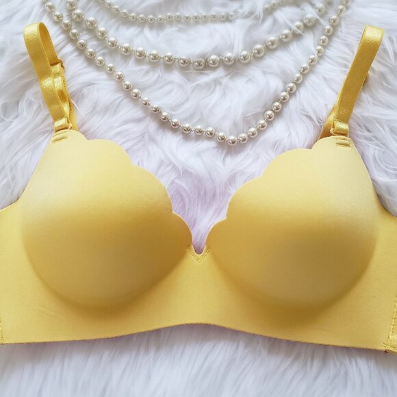 Yellow + Pink mermaid scallops wireless duo colored push-up bra - Picture 2 of 3